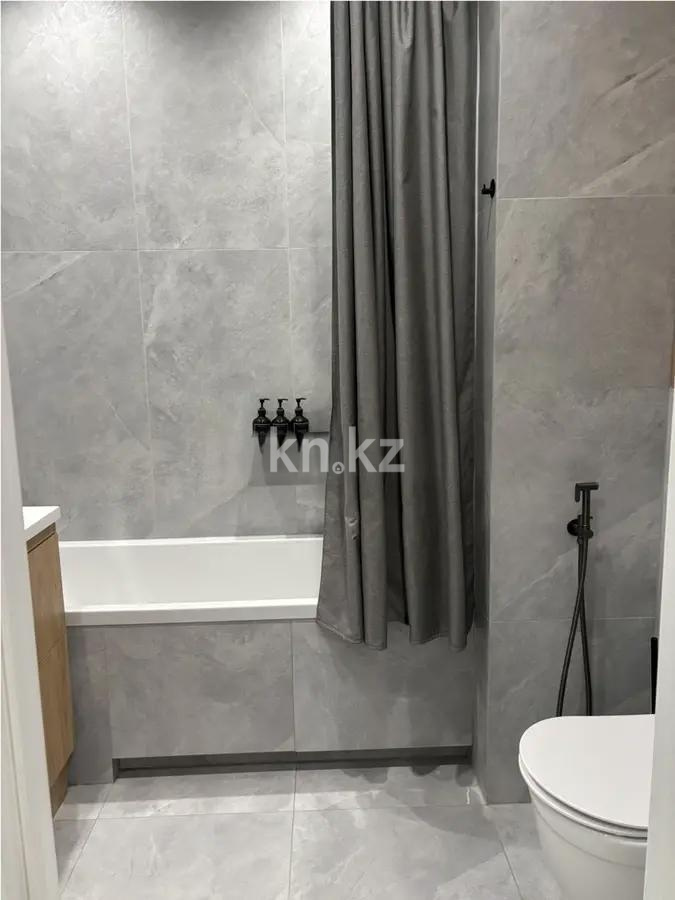 Продажа 3-комнатной квартиры, 79.6 м², ул. Утеген батыра, дом  11в в Алматы - фото 5