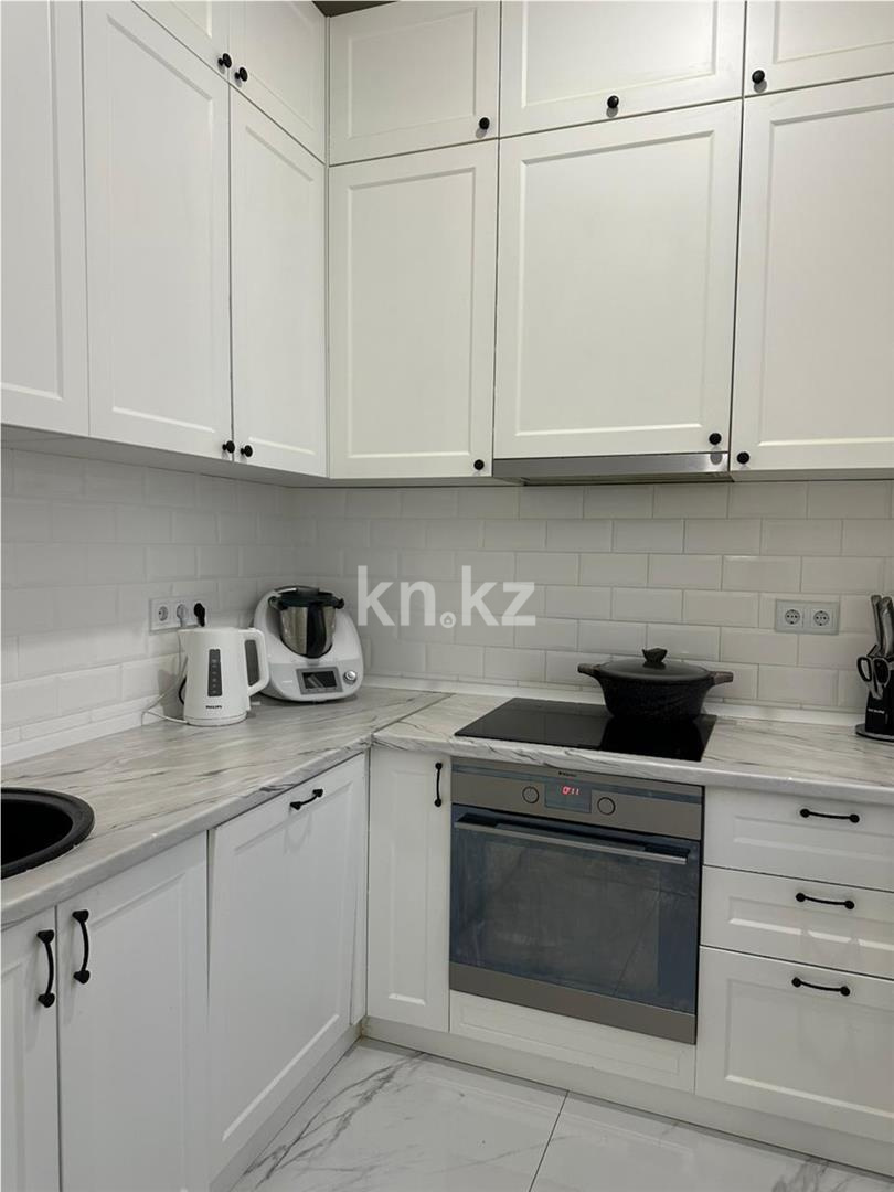 Продажа 4-комнатной квартиры, 110 м², ул. Анет баба - Продажа квартир в Карагандинской области фото 2 из 21