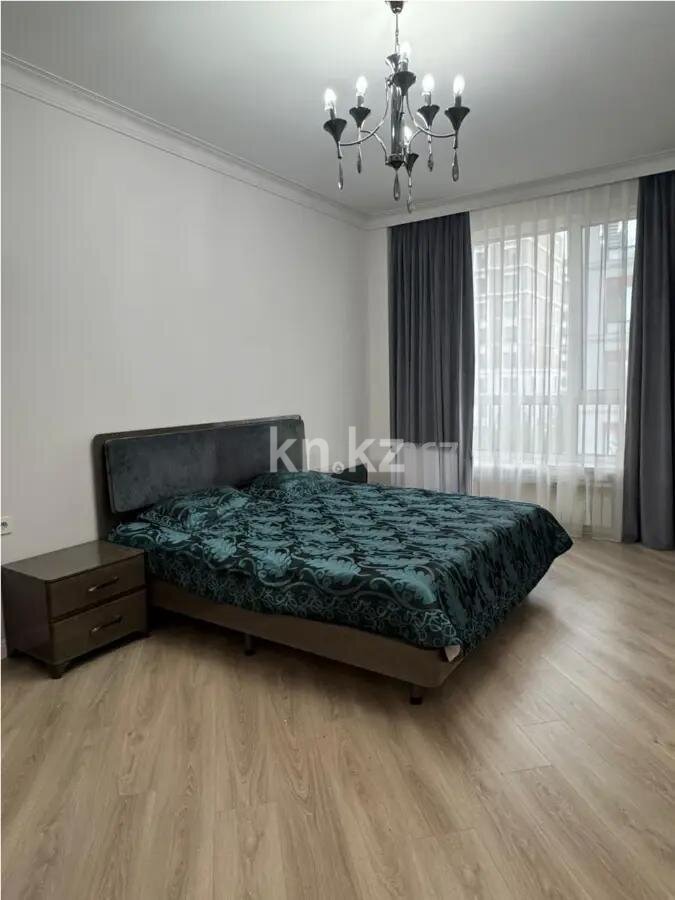 Продажа 5-комнатной квартиры, 214.8 м² в Астане - фото 2
