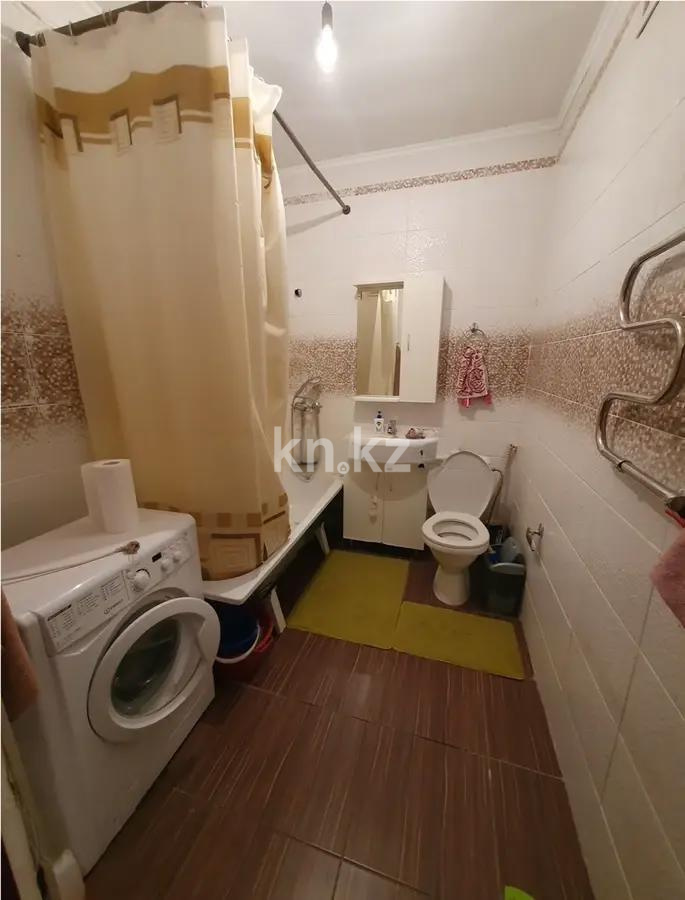 Продажа 1-комнатной квартиры, 45 м², мкр-н Жас Канат, дом  1/27 в Алматы - фото 2