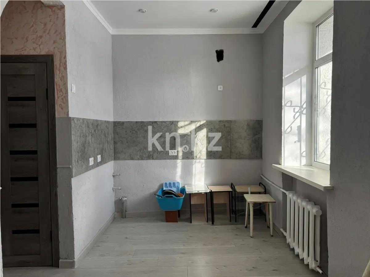 Продажа 2-комнатной квартиры, 43 м² - Продажа двухкомнатных квартир в Караганде - страница 2 фото 3 из 5