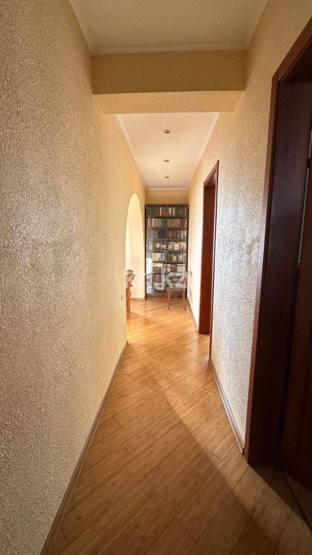 Продажа 4-комнатного дома, 215.5 м² в Алматы - фото 16