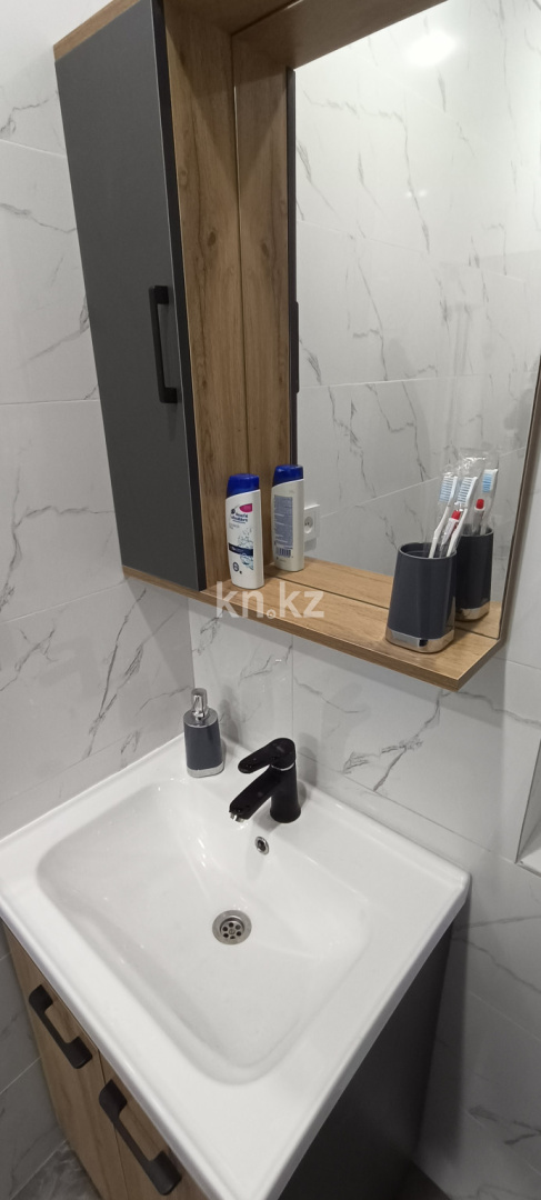 Аренда 1-комнатной квартиры посуточно, 40 м², пр. Райымбека, дом  590/8 - Алатау - Аренда квартир посуточно в Алматы с фото фото 8 из 12