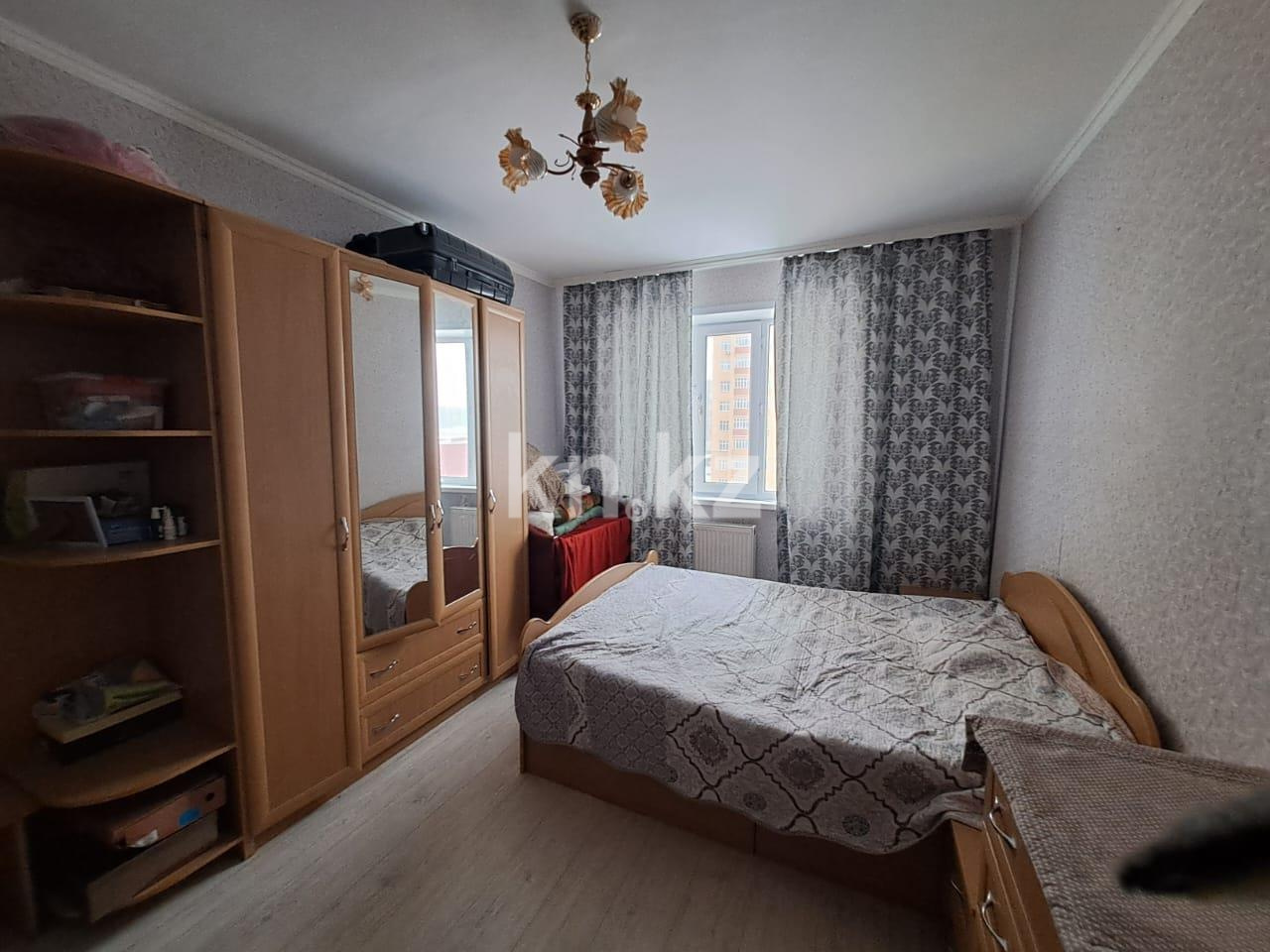 Продажа 2-комнатной квартиры, 60 м², пр. Шахтеров, дом  70 - Продажа квартир в Караганде фото 1 из 13