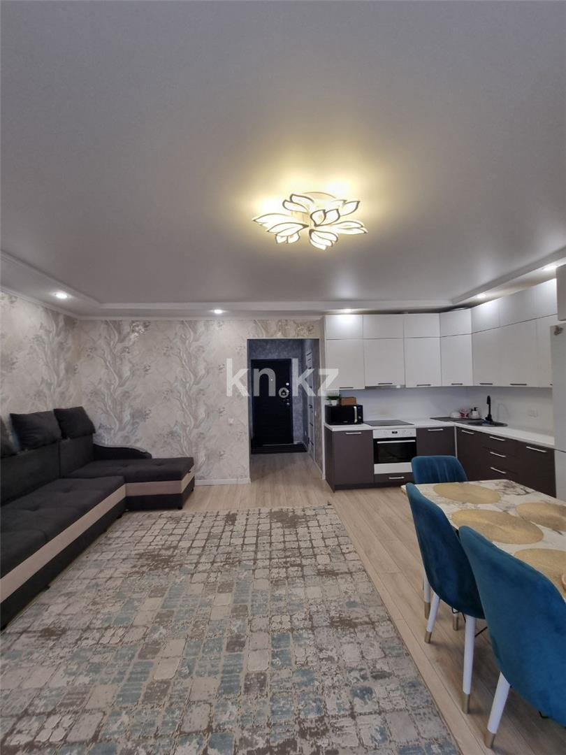 Продажа 3-комнатной квартиры, 75 м², ул. Абая, дом  61/2 в Караганде - фото 4