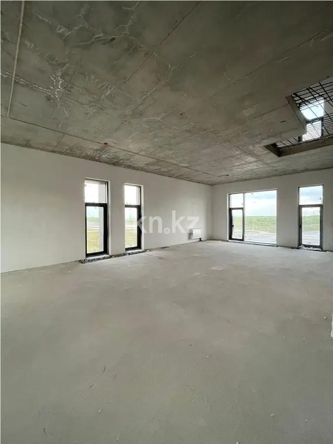 Продажа 4-комнатной квартиры, 132.5 м², ул. Аккемер, дом  32а - Продажа квартир в Казахстане фото 1 из 1