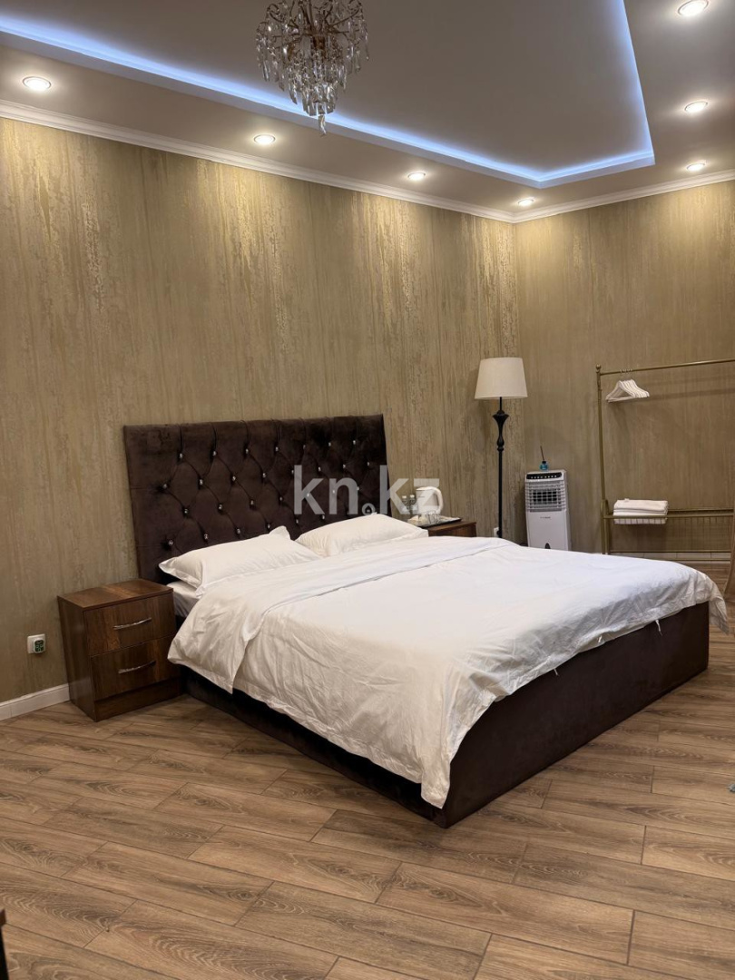 Продажа дома, 700 м², ул. Жамакаева - Продажа домов, коттеджей в Алматы фото 1 из 30