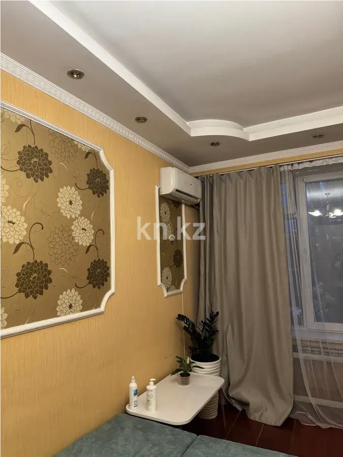 Продажа 1-комнатной квартиры, 32 м², ул. Толе би, дом  160 в Алматы