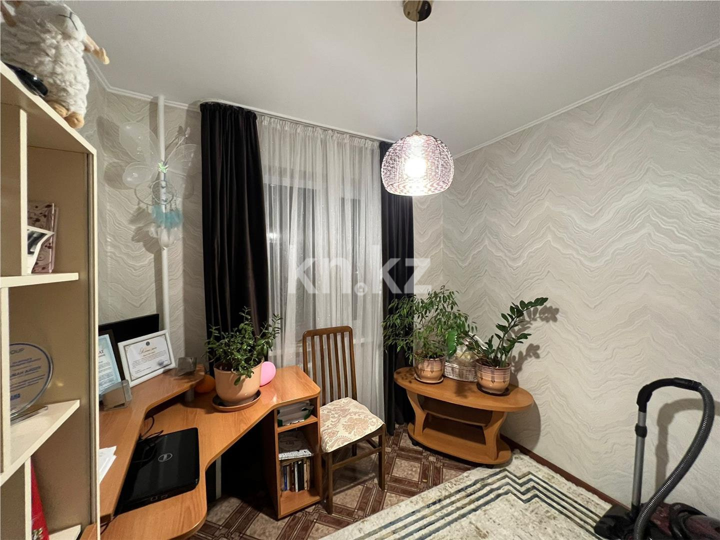 Продажа 4-комнатной квартиры, 76 м² в Караганде - фото 5