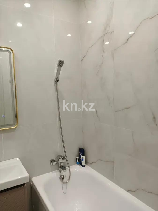 Продажа 1-комнатной квартиры, 40 м², ул. Молдагалиева, дом  10 в Астане - фото 3