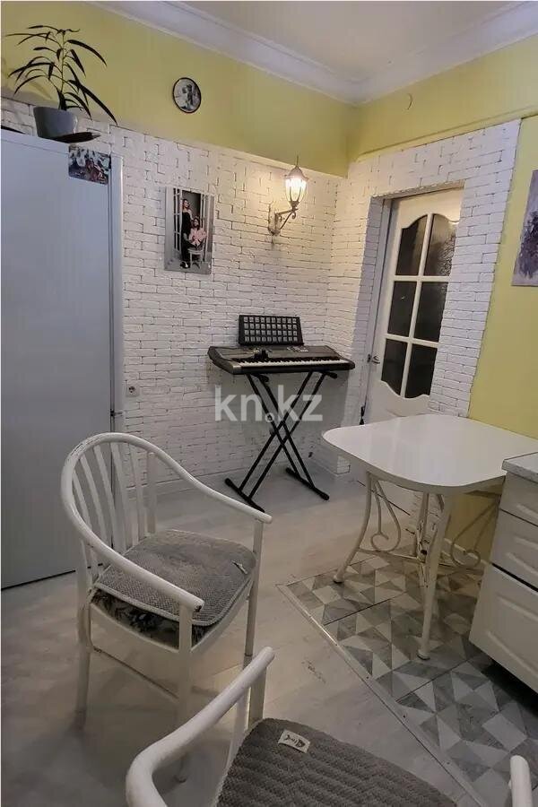 Продажа 1-комнатной квартиры, 40 м² в Алматы - фото 2