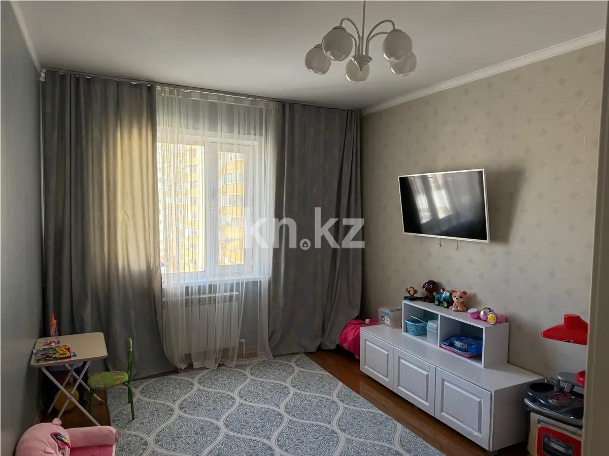 Продажа 3-комнатной квартиры, 93 м², пр. Шахтеров, дом  60 - Продажа  трехкомнатных квартир в Караганде фото 3 из 4