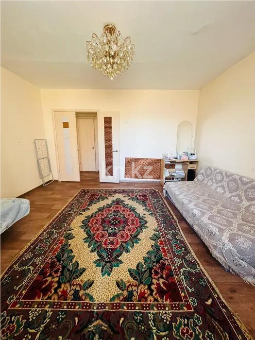 Продажа 1-комнатной квартиры, 35 м² - Продажа квартир в панельном доме в Караганде - страница 3 фото 1 из 6
