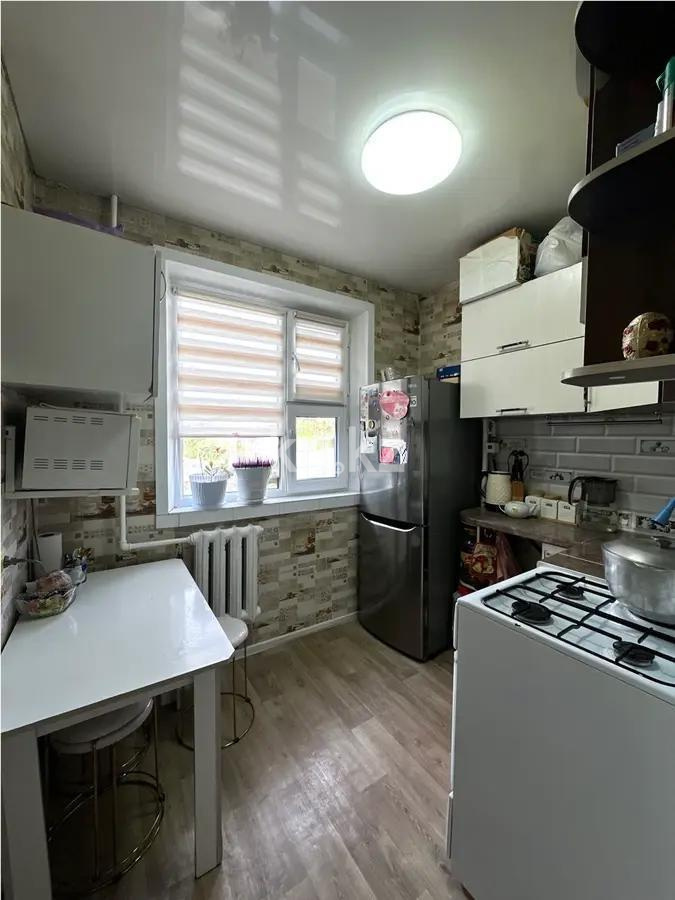 Продажа 2-комнатной квартиры, 48 м², мкр-н 17, дом  44 в Караганде - фото 3