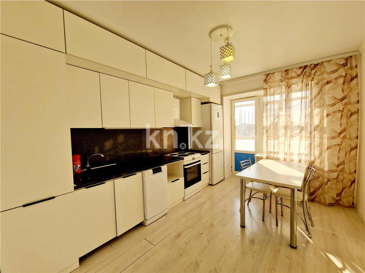 Продажа 3-комнатной квартиры, 86 м² - Продажа недвижимости в Караганде - страница 2 фото 13 из 22