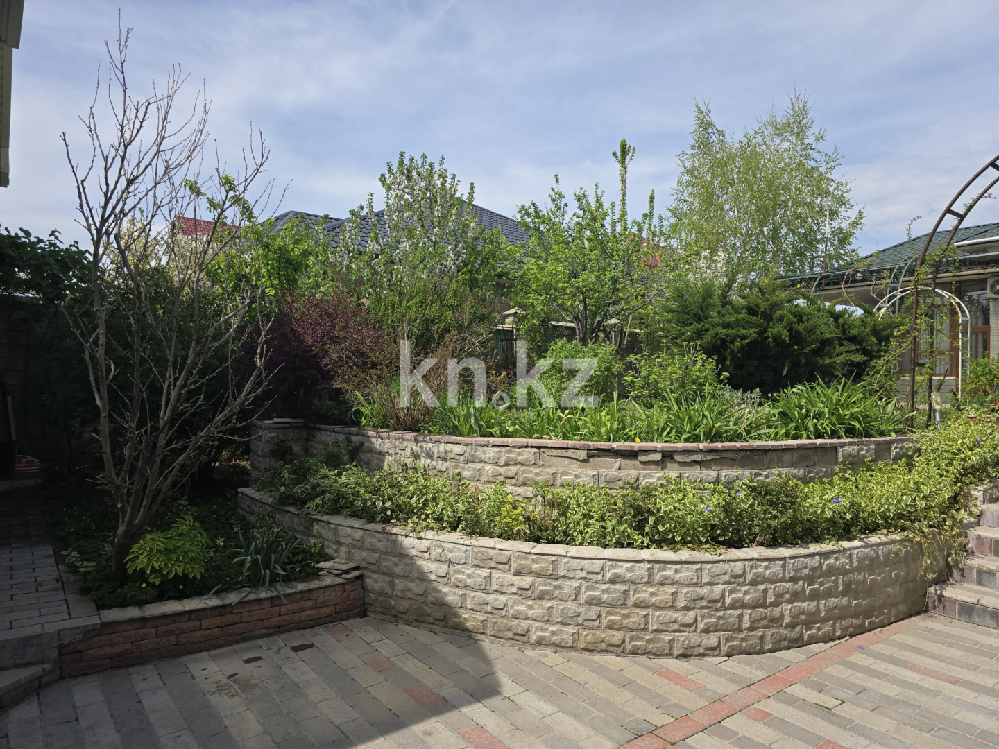 Продажа 6-комнатного дома, 216 м² - Продажа домов, коттеджей в Шымкенте фото 6 из 22