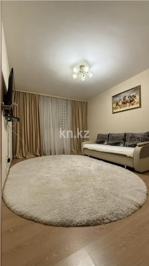 Продажа 2-комнатной квартиры, 58.8 м², ул. Байтерекова, дом  77 в Алматы