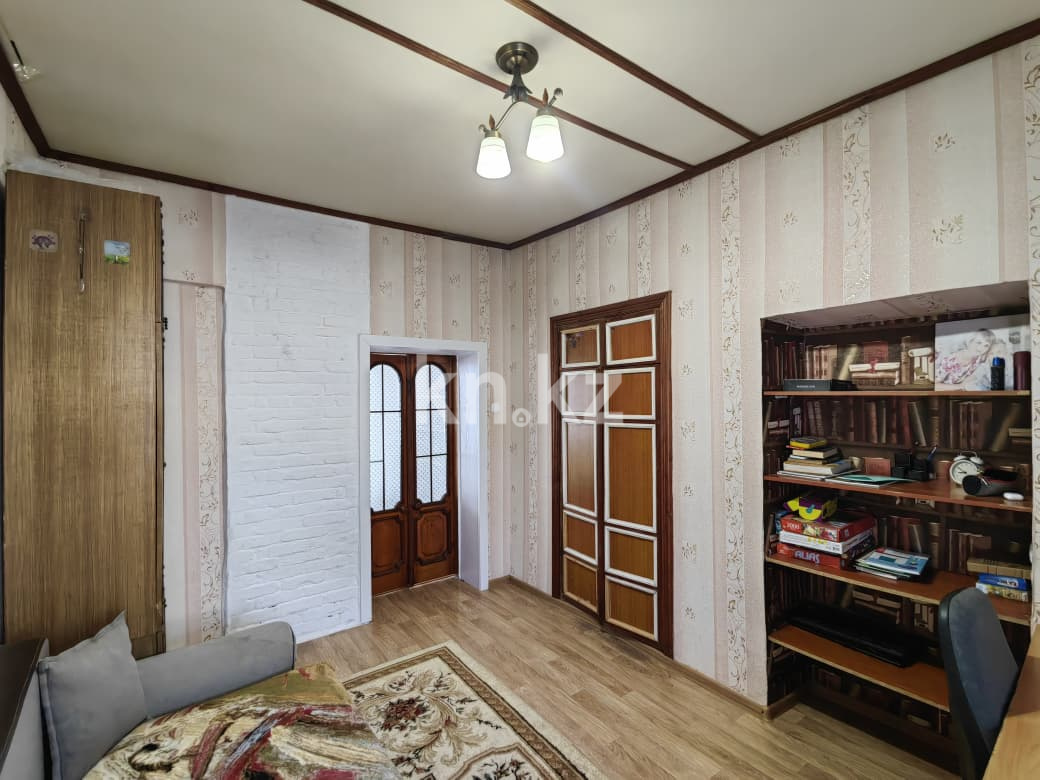 Продажа 6-комнатного дома, 119 м², ул. Москвина - Продажа домов, коттеджей в Караганде с фото фото 15 из 40