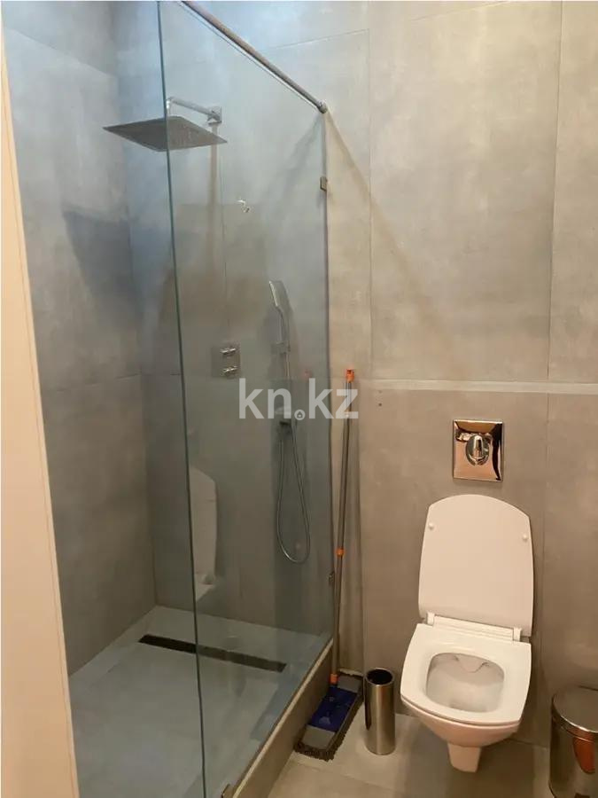 Продажа 3-комнатной квартиры, 155 м², пр. Кошкарбаева, дом  28 в Астане - фото 4