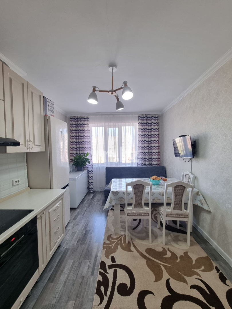 Продажа 3-комнатной квартиры, 92 м², ул. Таттимбета, дом  5/5 - Продажа квартир в Караганде фото 7 из 19