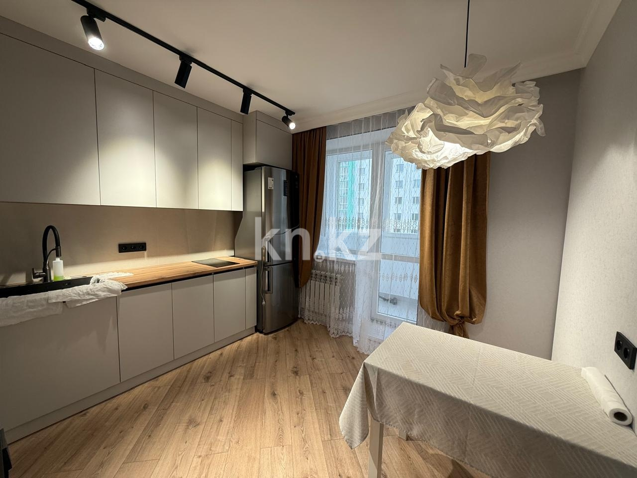 Аренда 1-комнатной квартиры, 38 м² в Астане