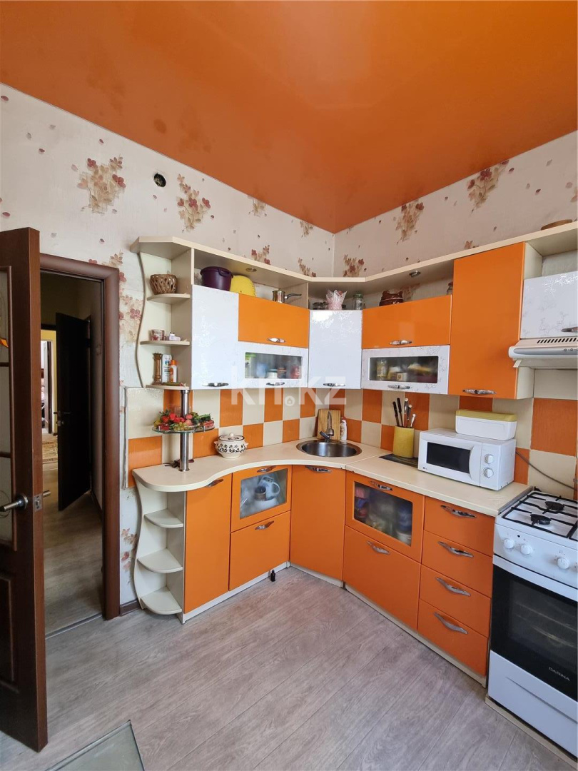 Продажа 3-комнатной квартиры, 80 м², ул. Мустафина, дом  12 - Продажа  трехкомнатных квартир в Караганде с фото фото 1 из 7