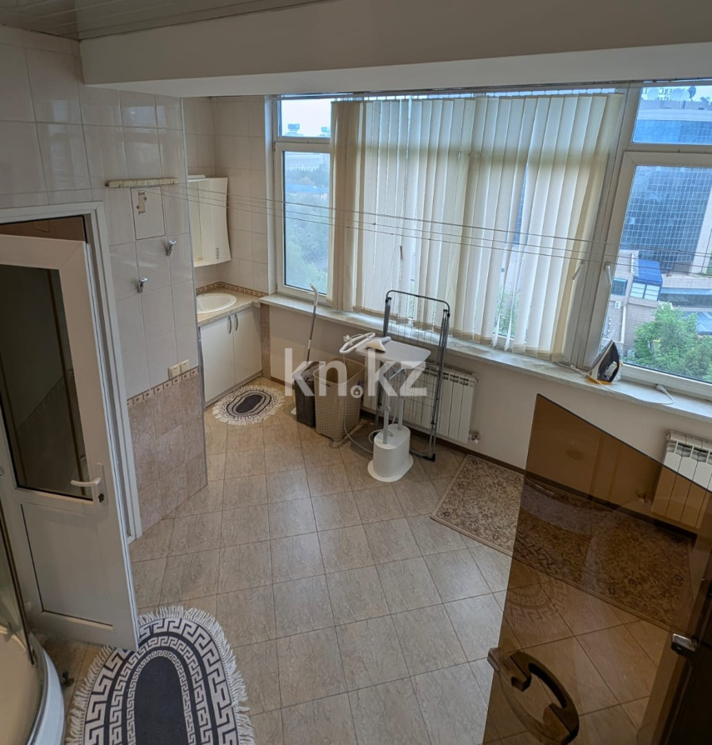 Продажа 3-комнатной квартиры, 201 м² в Алматы - фото 12