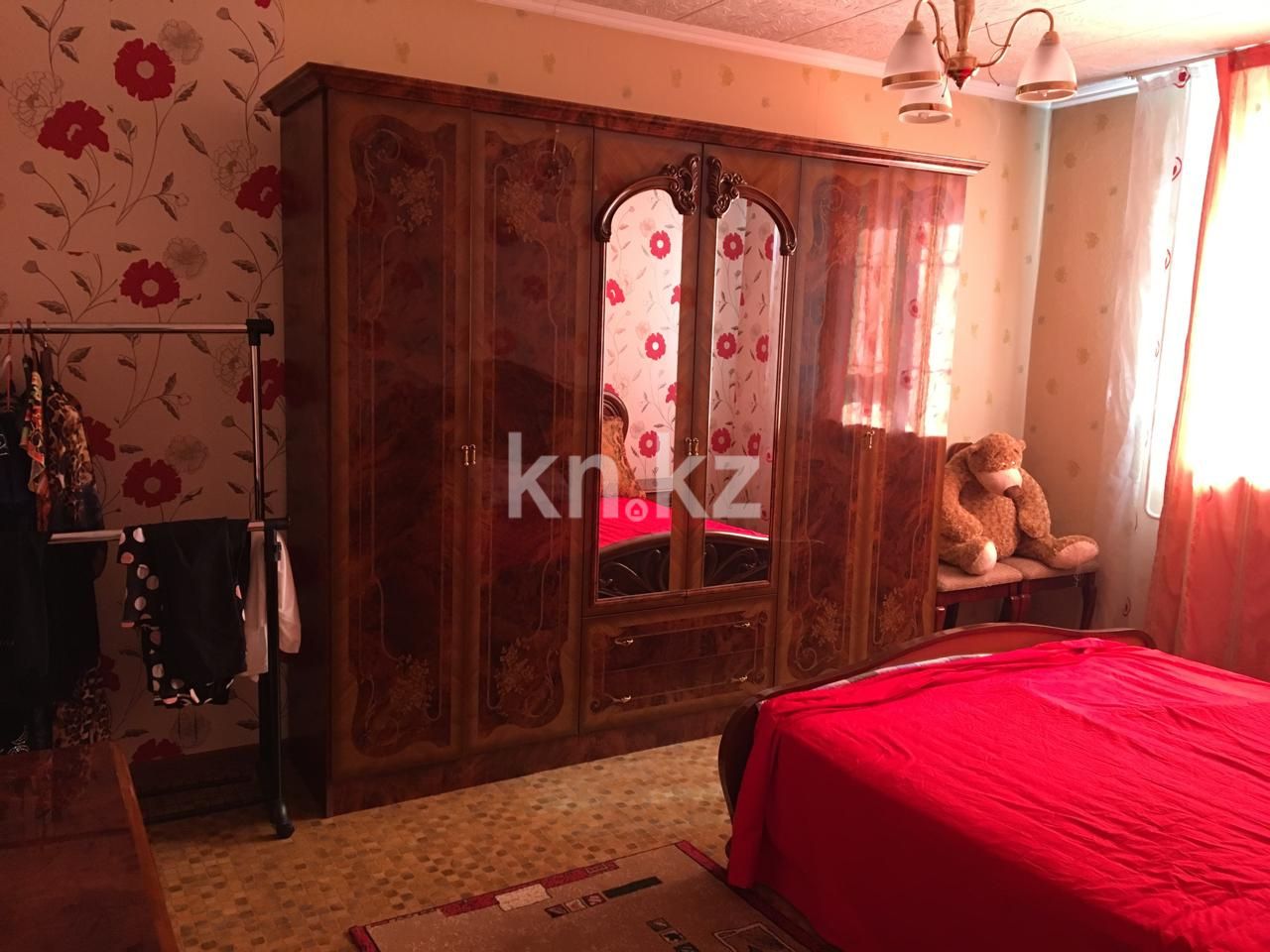 Продажа 6-комнатного дома, 220 м², ул. Шакарима - Продажа домов, коттеджей в Алматы фото 9 из 17