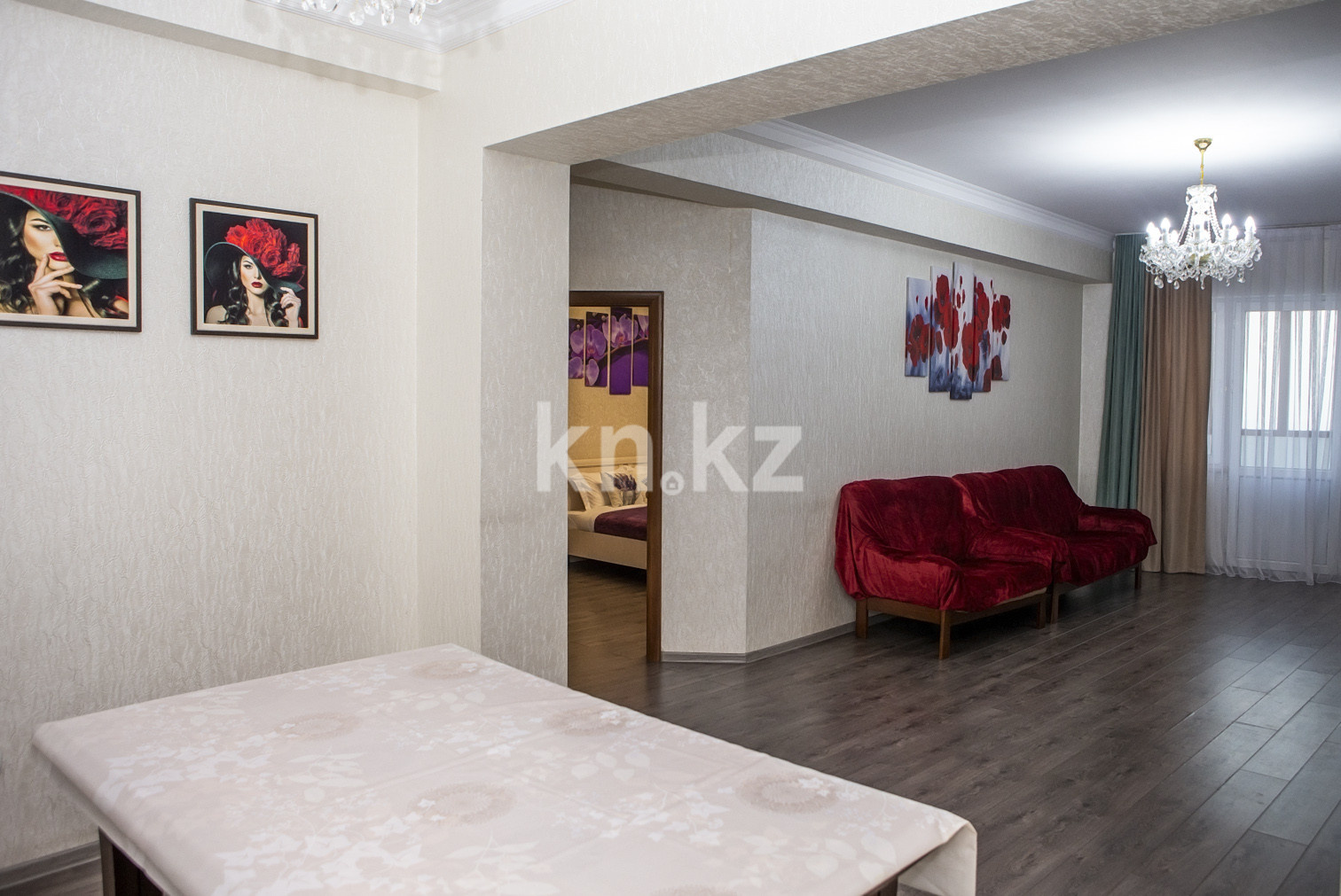 Аренда 3-комнатной квартиры посуточно, 125 м², ул. Радостовца, дом  255 - ул. Утепова - Аренда  трехкомнатных квартир посуточно в Алматы без посредников фото 7 из 17