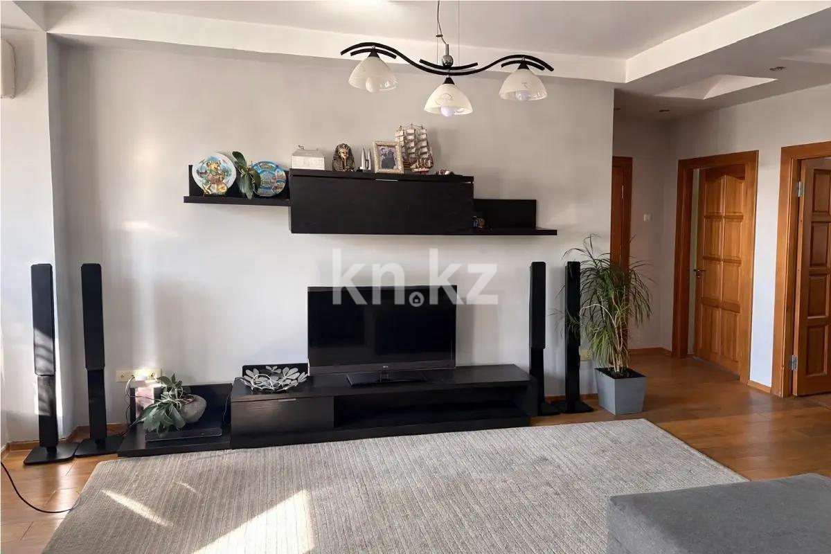 Продажа 4-комнатной квартиры, 92.7 м² в Алматы