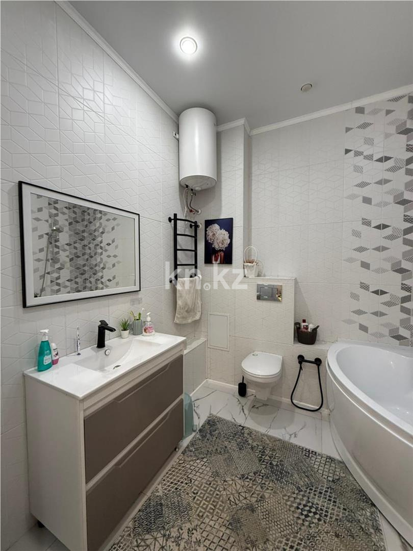 Продажа 2-комнатной квартиры, 66 м² в Караганде - фото 14