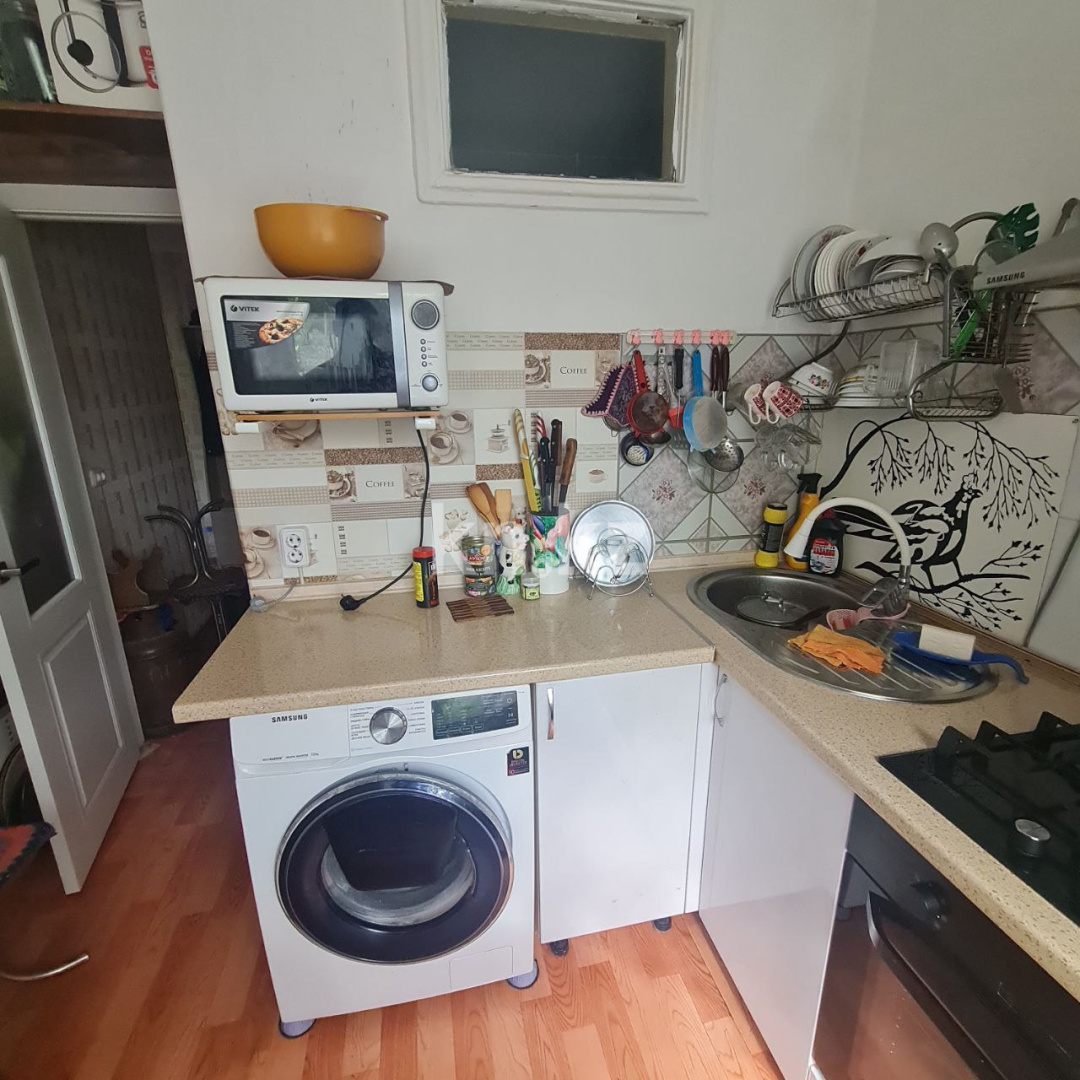Продажа 3-комнатной квартиры, 57 м², мкр-н 14, дом  22 - Продажа  трехкомнатных квартир в Караганде без посредников с фото фото 2 из 7