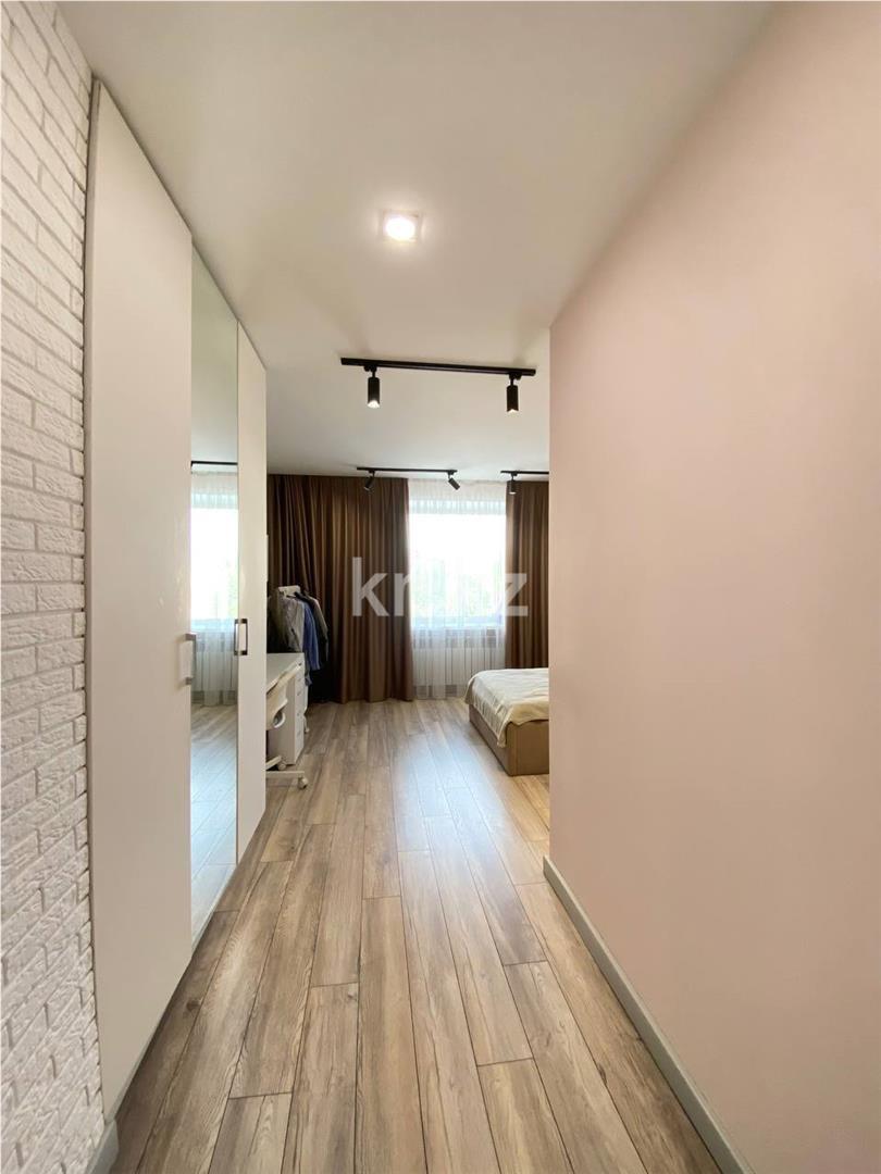 Продажа 4-комнатной квартиры, 102 м², пр. Н. Абдирова, дом  19 - Продажа  четырехкомнатных квартир в Караганде фото 14 из 14