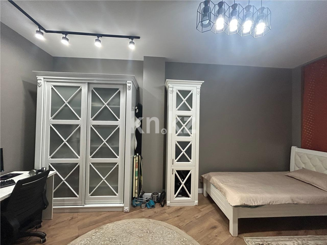 Продажа 3-комнатной квартиры, 105 м², ул. Бокейхана в Астане - фото 6