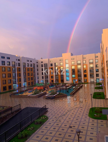 Продажа 1-комнатной квартиры, 42 м², пр. Аль-Фараби, дом  27/1 - Нура-Есиль 3, кирпичный дом, рядом Экспо, Нацбанк, Бином, Мега. в Астане - фото 2