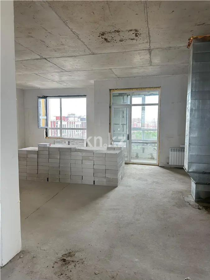 Продажа 4-комнатной квартиры, 130 м² в Караганде