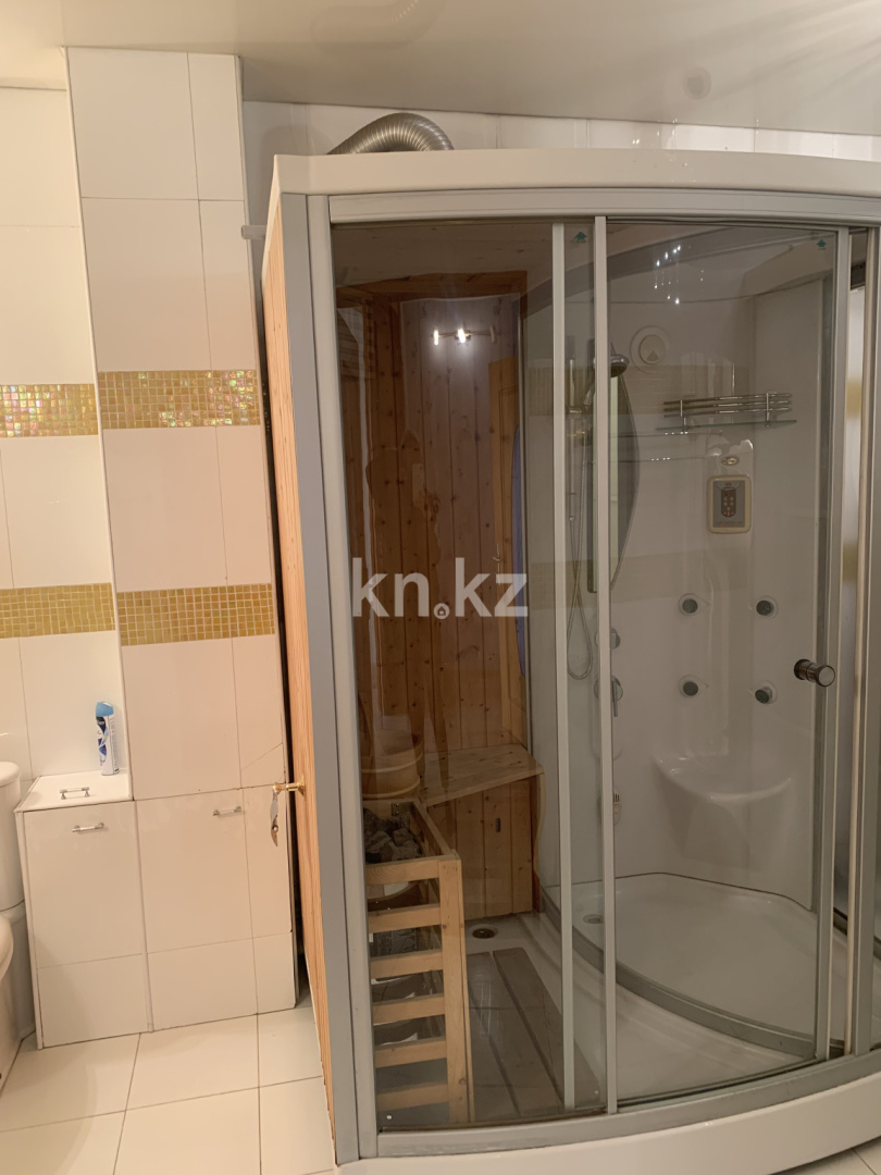 Продажа 3-комнатной квартиры, 73 м², ул. Комиссарова, дом  15 в Караганде - фото 13