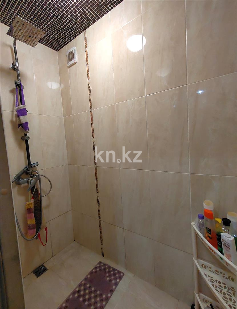 Продажа 3-комнатной квартиры, 148 м², мкр-н Голубые Пруды в Караганде - фото 13