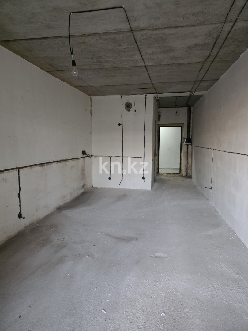 Продажа 1-комнатной квартиры, 30.3 м², ул. Аль-Фараби, дом  76 в Астане - фото 4