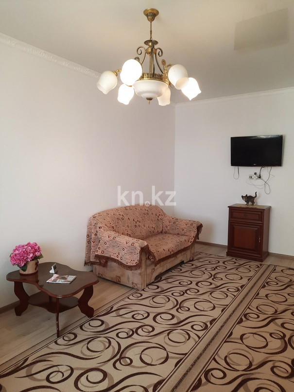 Аренда 1-комнатной квартиры, 35 м², мкр-н Авангард-4 - Продажа и аренда недвижимости в Атырау фото 2 из 9