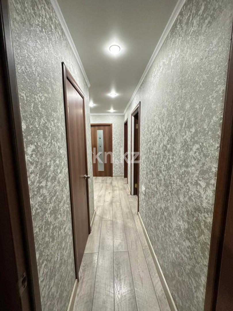Продажа 3-комнатной квартиры, 63 м² в Уральске - фото 3