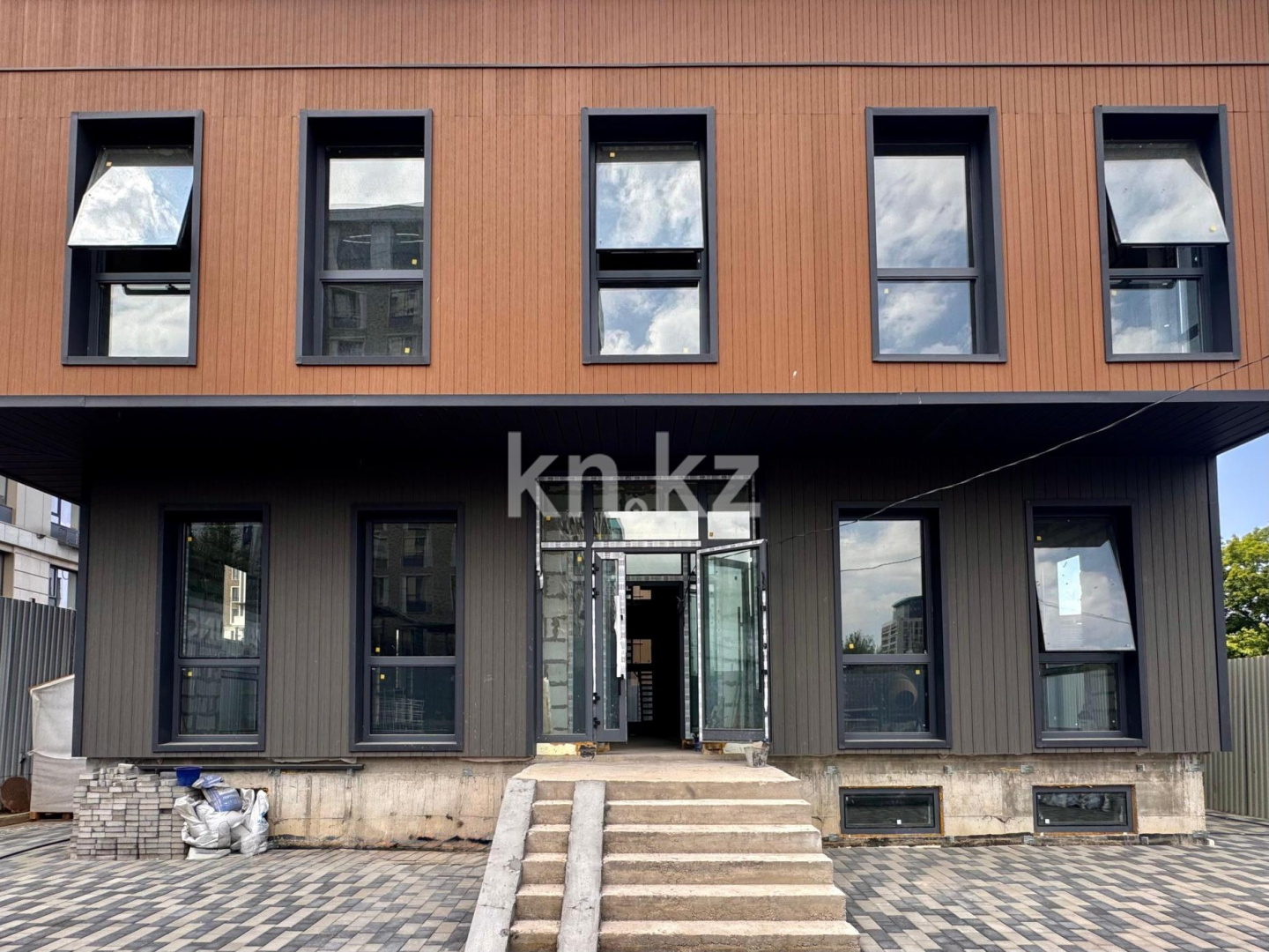 Продажа , 659 м², Комарова, дом  3 - ул. Ходжанова - Продажа зданий в Алматы фото 12 из 12