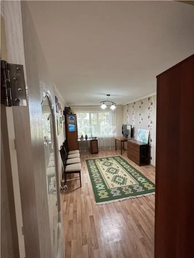 Продажа 3-комнатной квартиры, 64 м², ул. Дюсембекова, дом  57 - Продажа квартир в Караганде фото 3 из 5