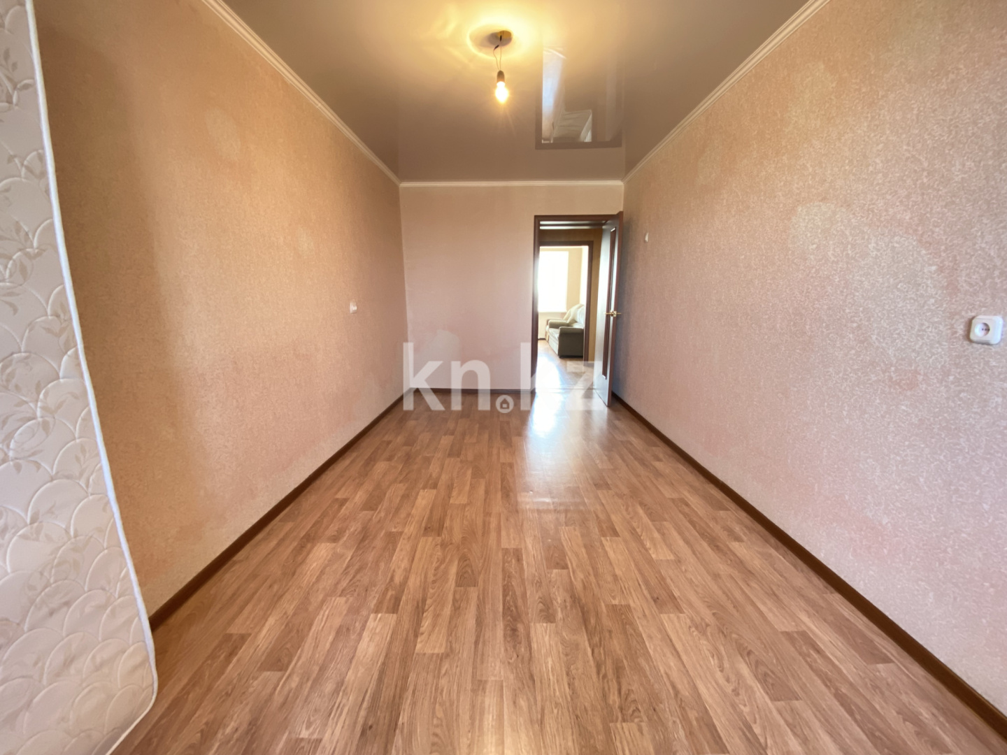 Продажа 2-комнатной квартиры, 47 м², мкр-н 22 в Караганде - фото 5