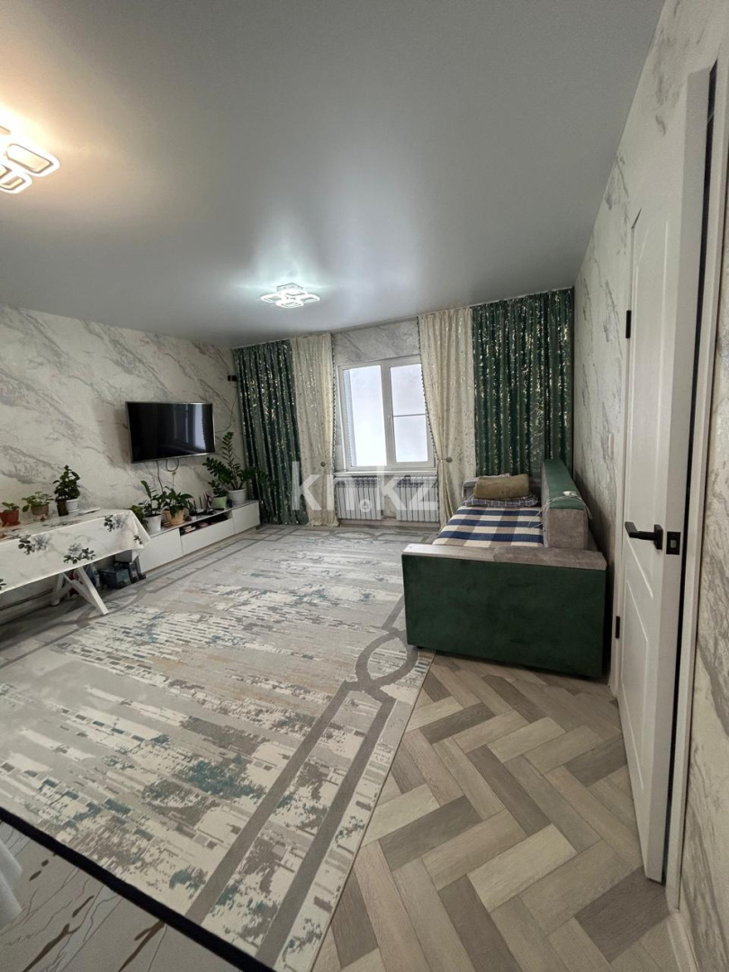 Продажа 2-комнатного дома, 70 м², Мухамедханова, дом  37 - Продажа жилой и коммерческой недвижимости в Усть-Каменогорске фото 1 из 19