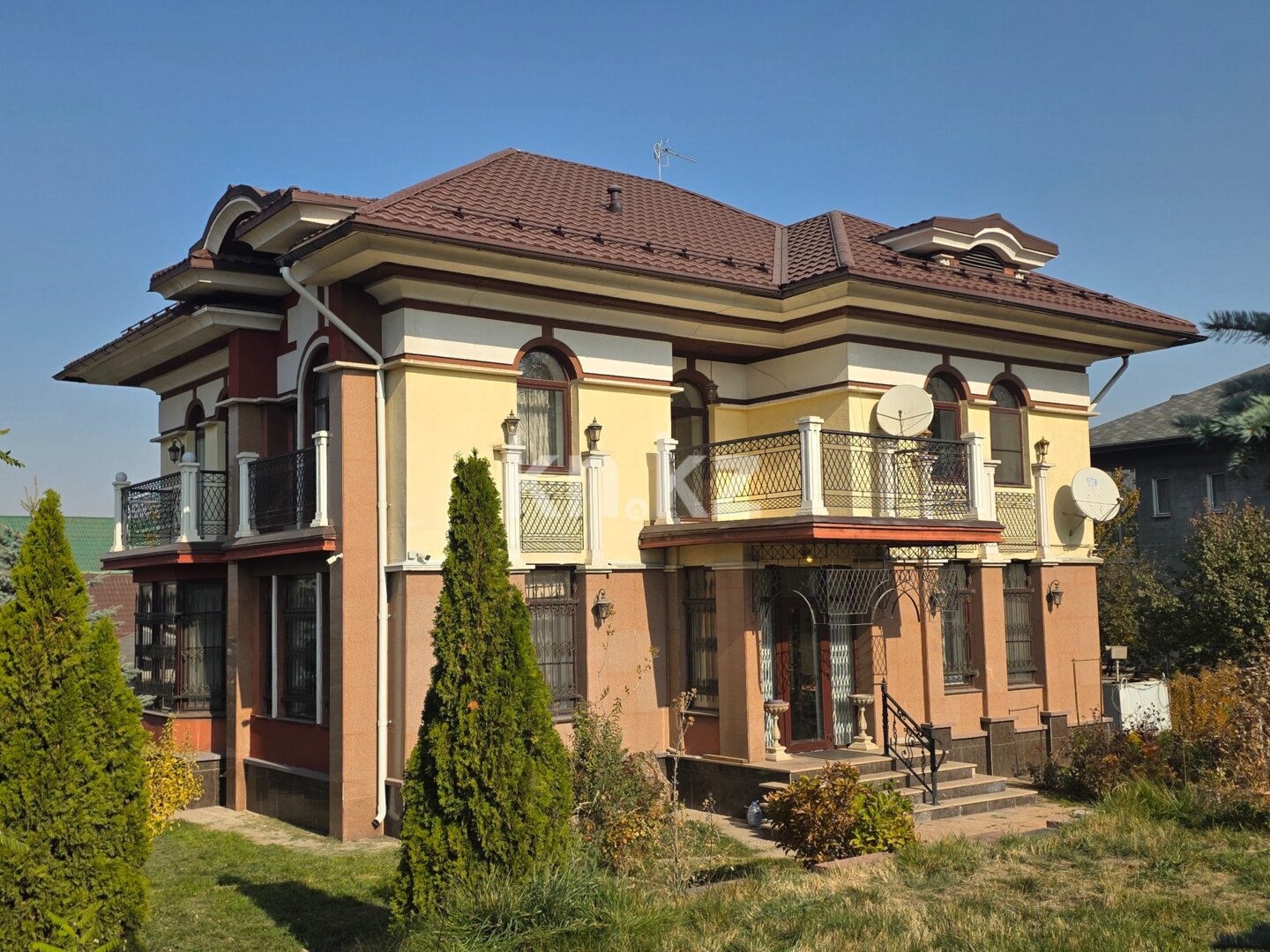 Продажа 8-комнатного дома, 280 м² в Алматы - фото 2