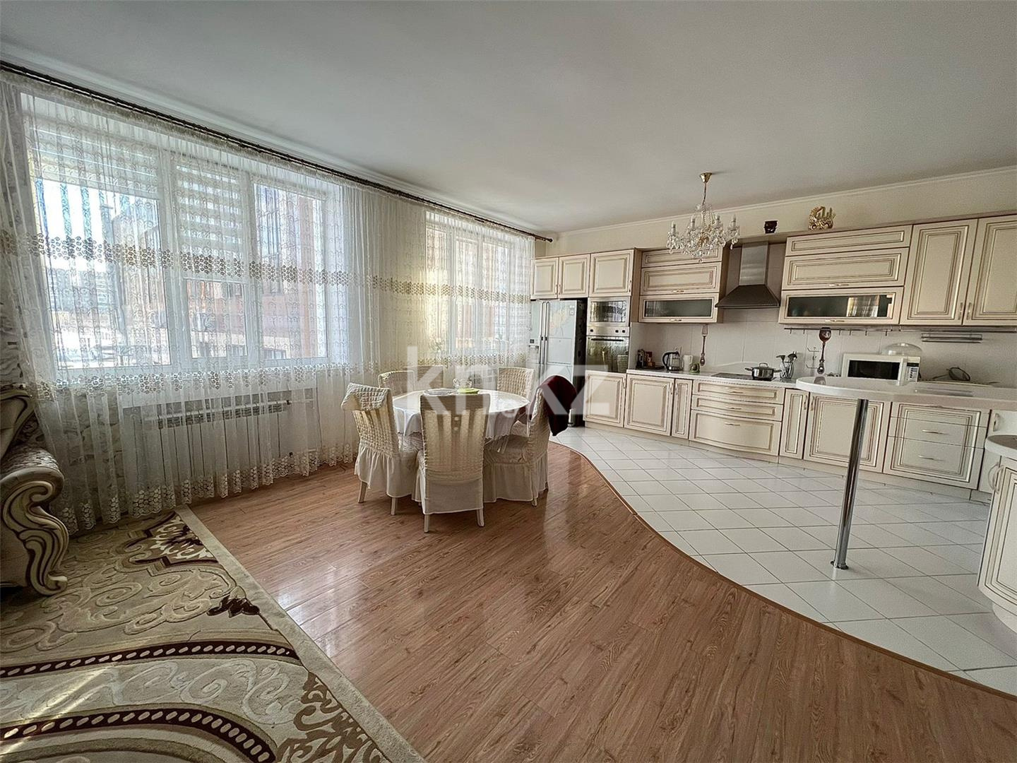 Продажа 4-комнатной квартиры, 202 м², ул. Таттимбета - Продажа квартир в Караганде с фото фото 2 из 21