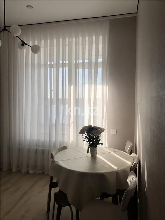 Продажа 1-комнатной квартиры, 40 м², пр. Кабанбай батыра, дом  63 - Продажа  однокомнатных квартир в Астане с фото фото 1 из 3