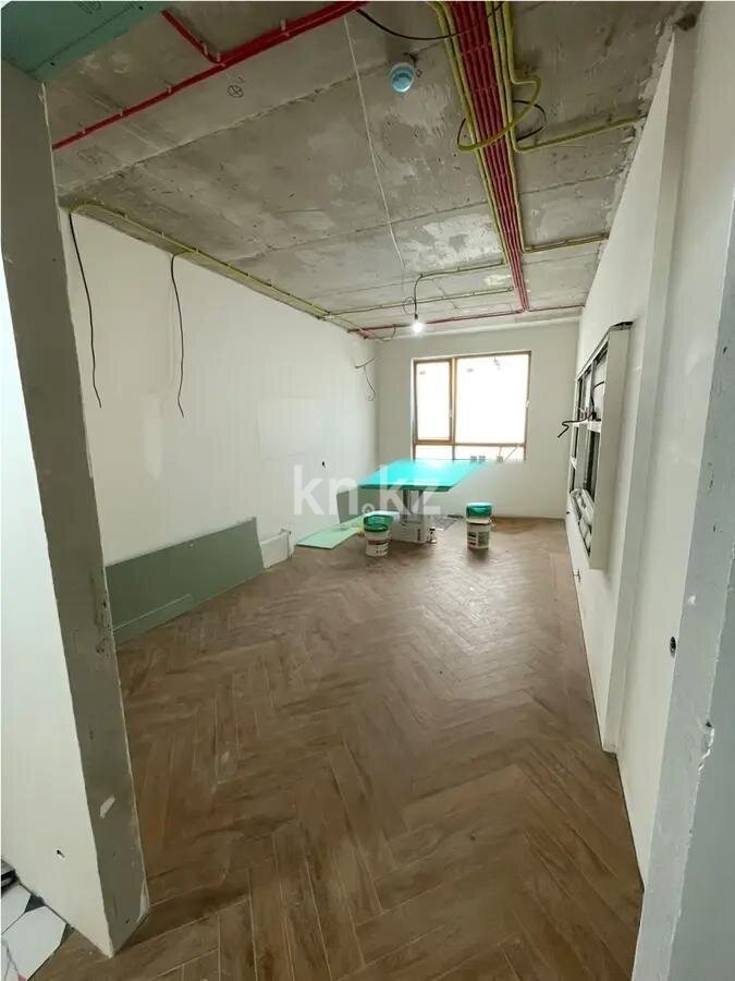 Продажа 4-комнатной квартиры, 106 м² в Астане