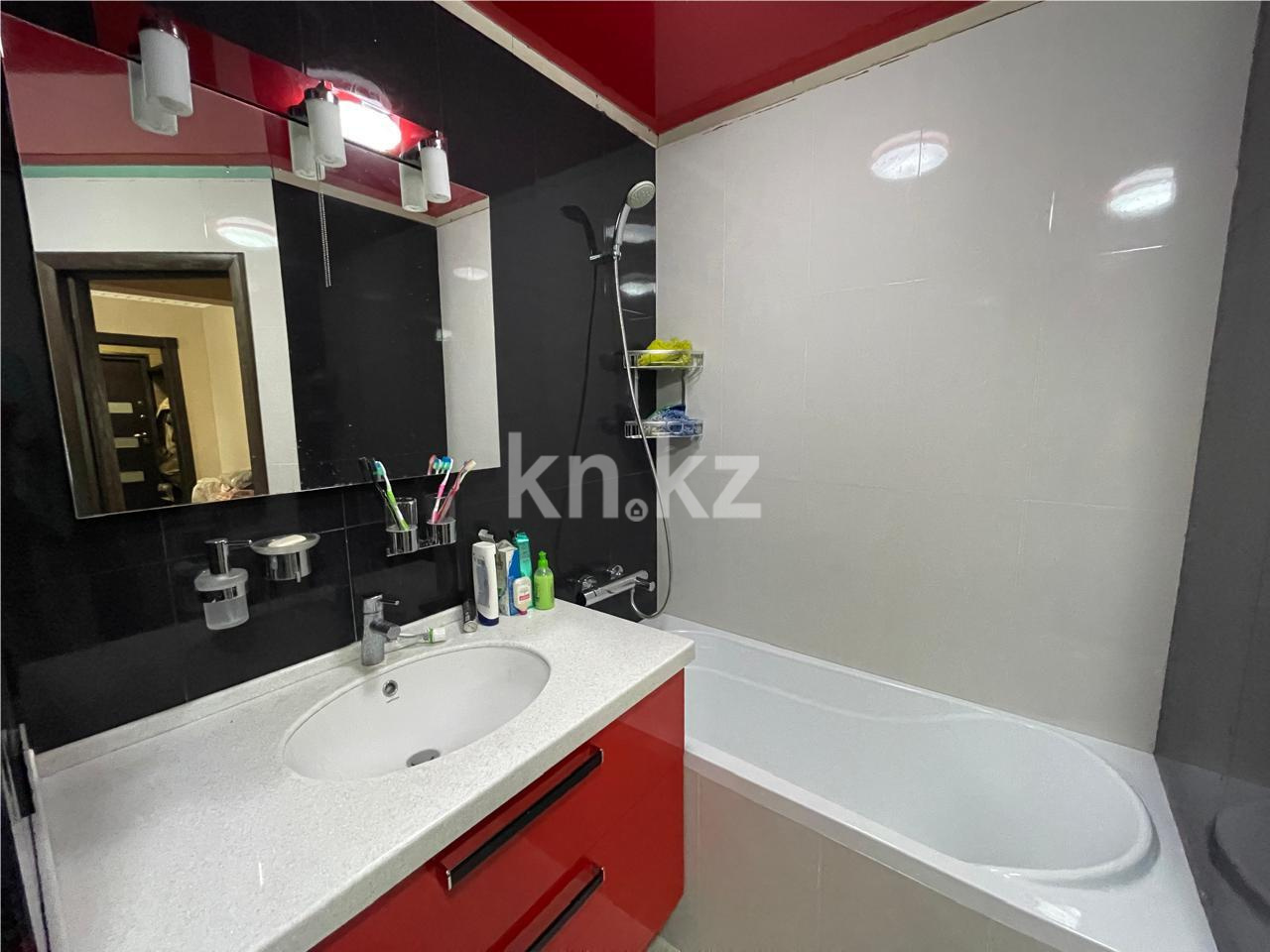 Продажа 4-комнатной квартиры, 93 м² в Караганде - фото 15